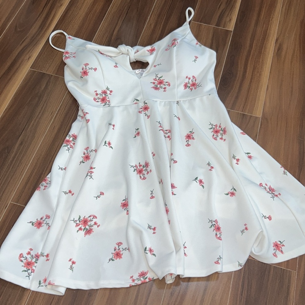 Large Xhilaration babydoll dress - Picture 1 of 6